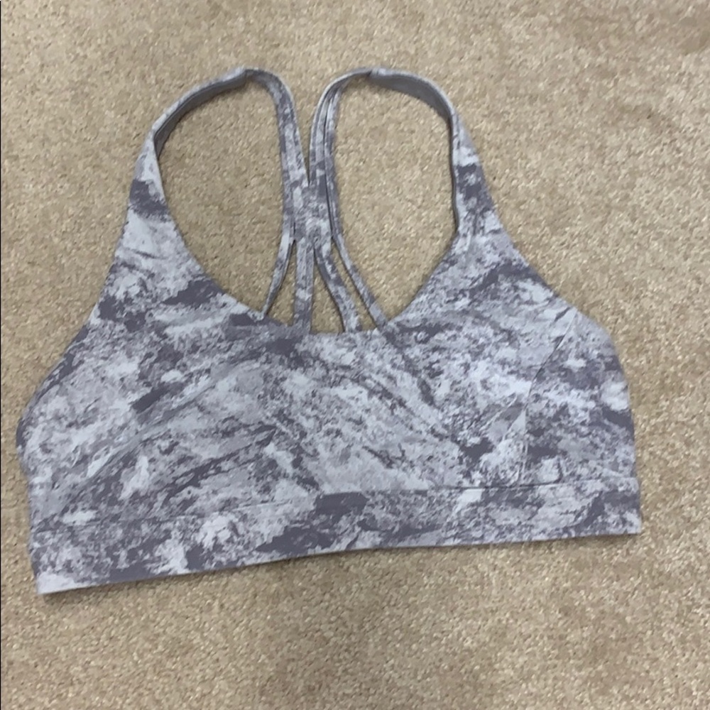 Lululemon sports bra